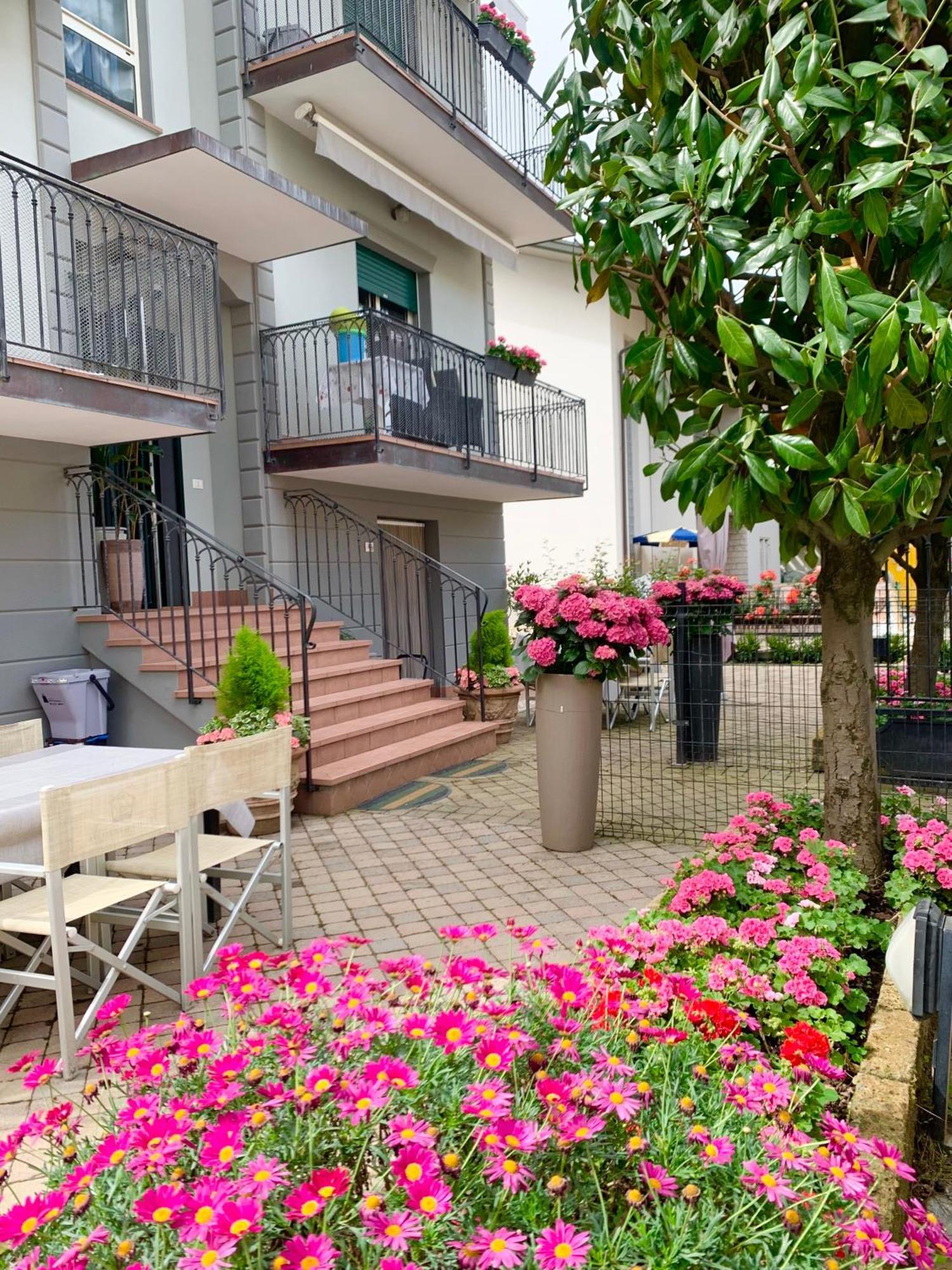 Residence Valeria Cervia Esterno foto